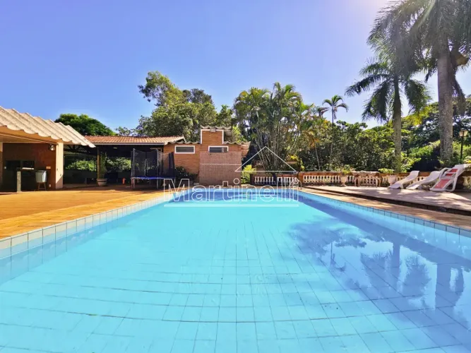 Casa térrea diferenciada à venda no Condomínio Recreio Internacional, próximo ao Novo Shop