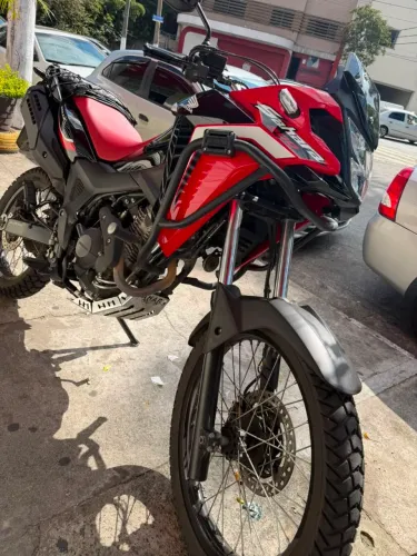 Sahara 300 muito nova
