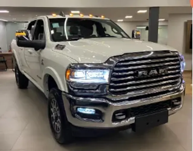 Ram 3500 Limited Longhorn 6.7 TB CD Diesel 2026