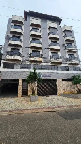 Cobertura com 5 dormitórios para alugar, 233 m² por R$ 3.352,00/mês - Jardim Laranjeiras -