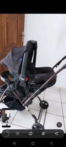 Carrinho de bebê+bebê conforto,prático