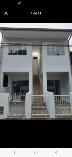 Casa com 5 apartamento no Bairro Rio Tavares