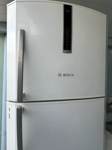 Vendo Geladeira SEM gás. 