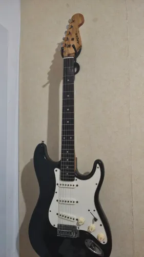 Guitarra aria stg series