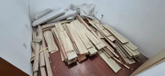 Piso Laminado Clicado (USADO)