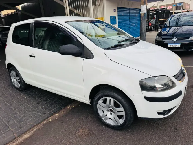 Volkswagen Fox City 1.0mi/ 1.0mi Total Flex 8V 3P 2007