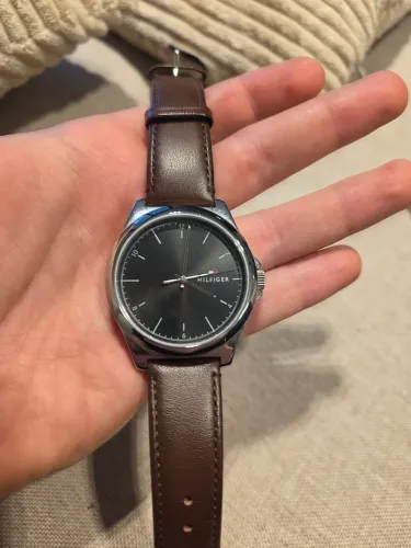 Relógio pulseira de couro Tommy