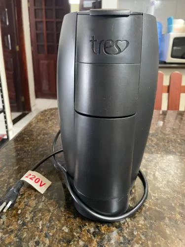 Cafeteira expresso três corações multibebidas