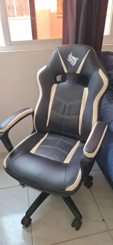 Cadeira gamer Pichau Escritório