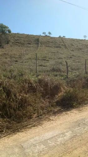 TERRENO À VENDA - 3.000 m² EM EXCELENTE LOCALIZAÇÃO!