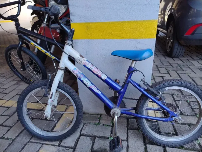Bicicleta infantil aro 16 com rodinhas