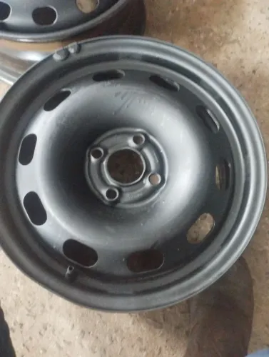 Roda Volkswagen aro15 Saveiro gol G6,G7,G8