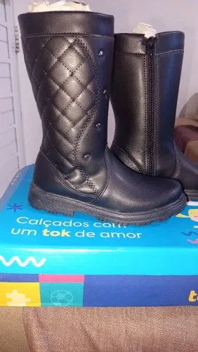 Bota infantil, Nova nunca usou
