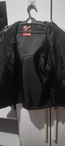 Blusa infantil com capuz c pelinhos original tam 14 .....há mais modelos e tam