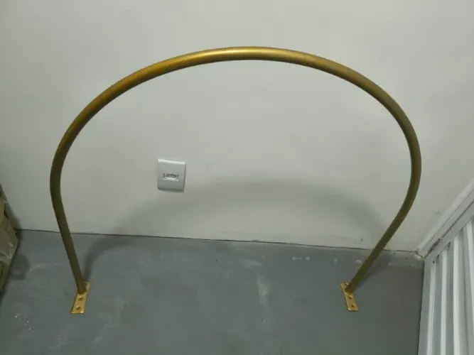 Arco para provador de loja