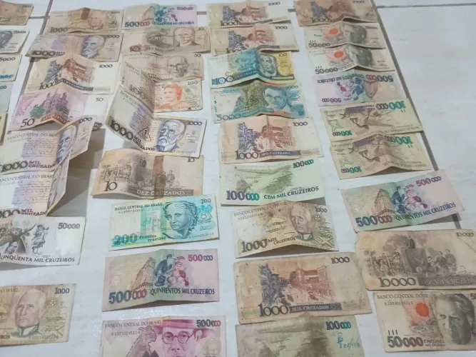 Notas antigas cruzeiro e cruzado