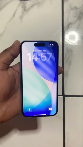 Vendo iPhone 15 128 gb.obs baypess nao formata nem atualiza e nem pega chips.
