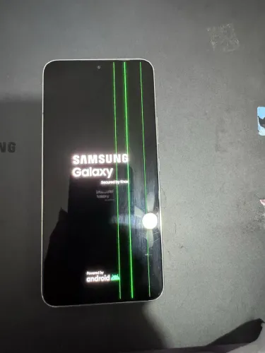 S22 128GB com listras