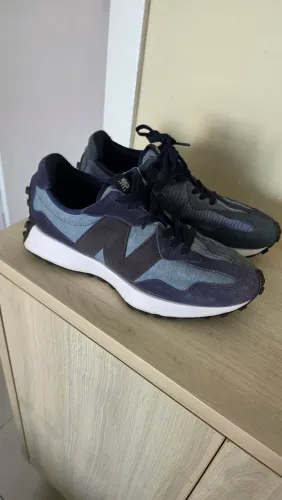 TENIS NEW BALANCE 327 AZUL DOIS TONS 43