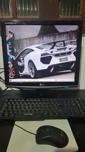 Monitor LG L1755S de 17 polegadas com entrada VGA