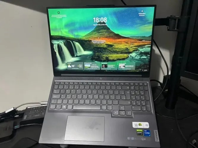 Lenovo Legion Slim 5 RTX 4060 - 16IRH8