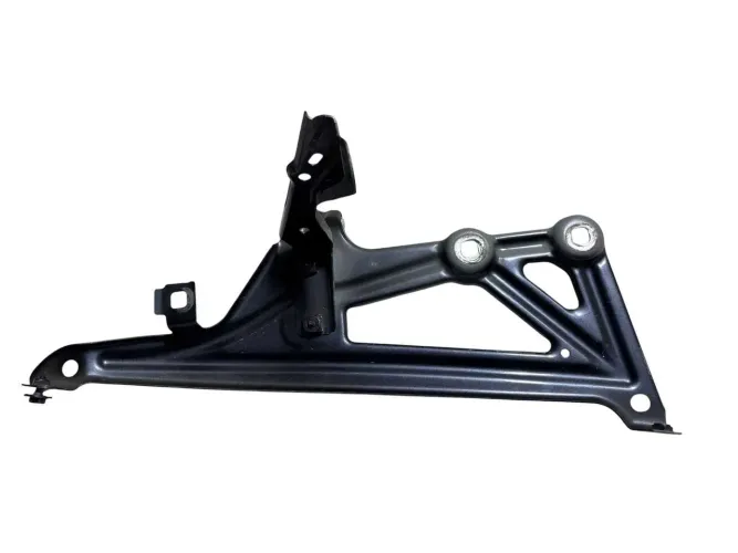 Suporte Esq. Parachoque Dianteiro Bmw X1 19 A *