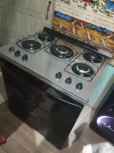 Fogão de 5 bocas