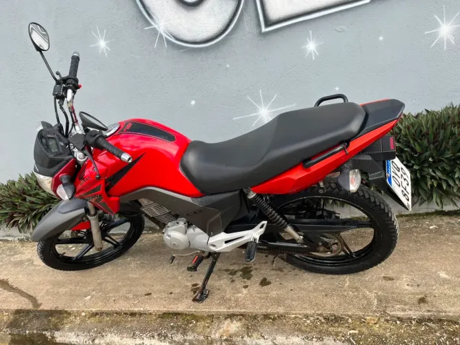 Vende-se Moto Honda CG 150 Titan 2015 (30153 km originais) 