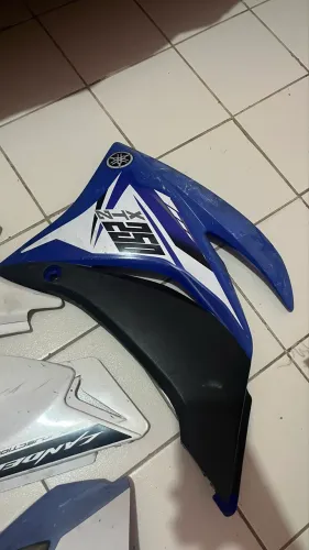 Vendo carenagem da lander 2015