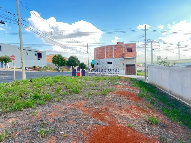 Terreno à venda no bairro Jardim Esplanada em Araras/SP