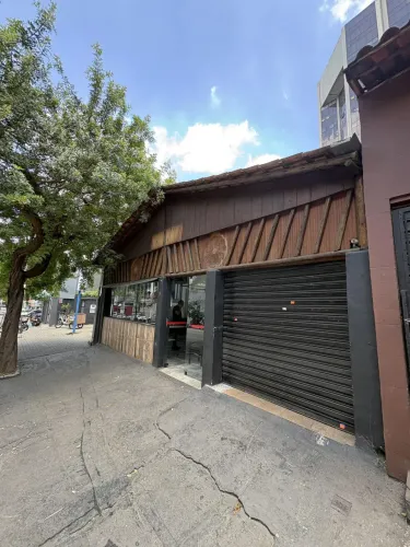 MOEMA - CASA COMERCIAL - ESTRUTURA PARA BAR RESTAURANTE