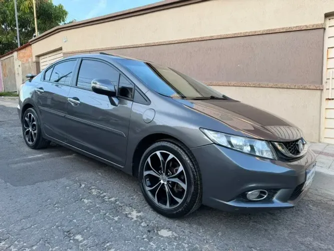 Honda Civic Sedan EXS 1.8/1.8 Flex 16V Aut. 4P 2013