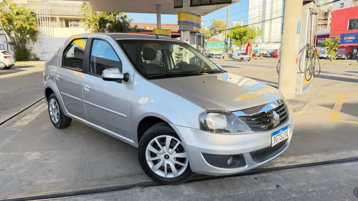 Renault Logan Expres./exp. UP Hi-flex 1.0 16V 4P 2013