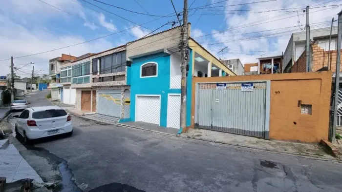 Excelente Casa à venda e locação.