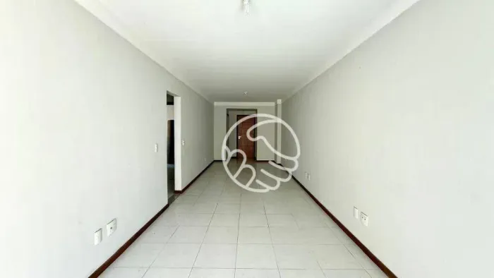 Apartamento com 3 Dormitorios para locação anual no centro, Guarapari/ ES