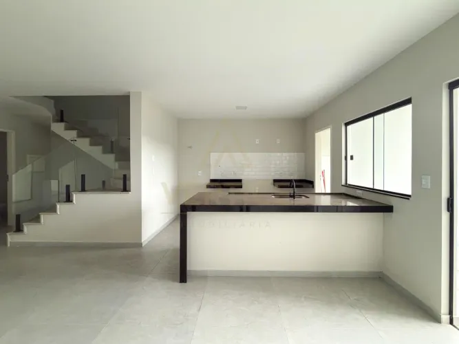 Casa para Venda em Volta Redonda, Jardim Belvedere, 3 dormitórios, 1 suíte, 3 banheiros, 2