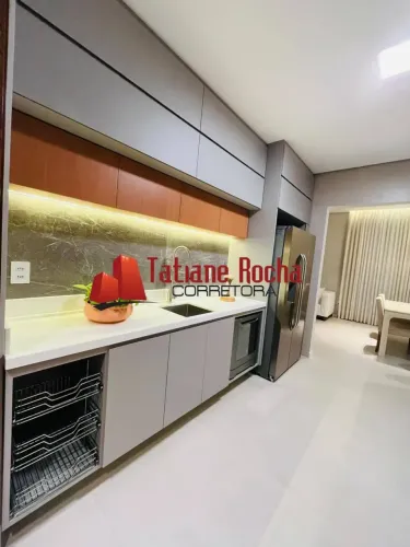 Vendo excelente casa no Condomínio Azul Ville.