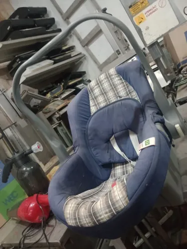 Bebê conforto usado em perfeitas condições! Até 13 kgs! 100 pila