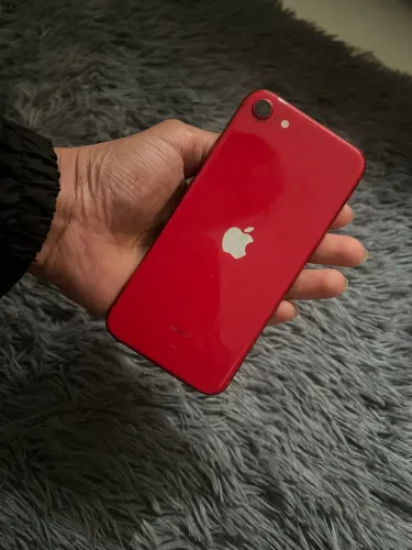 Celular iPhone SE