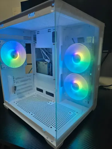 Gabinete Gamer Branco Aquário 3 Fans ARGB Controláveis SOUL PRO BG-052