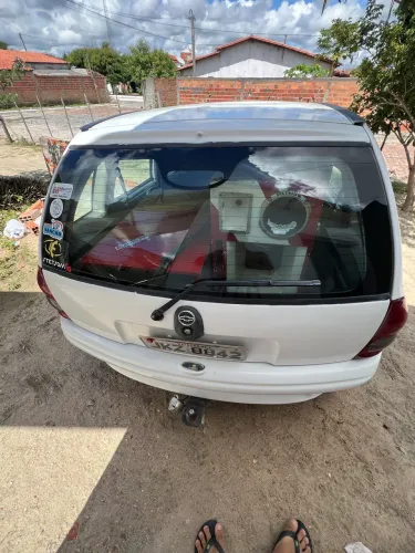 Chevrolet Corsa Wind 1.6 MPFI 4P 2001