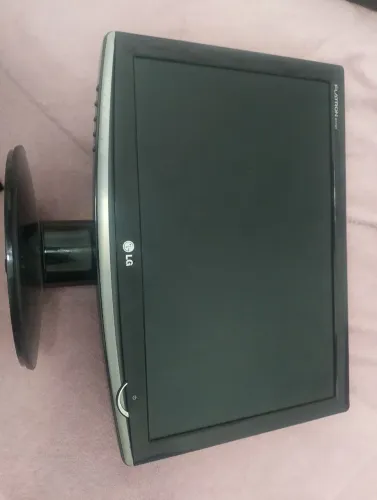 Monitor flatron W1752T LG