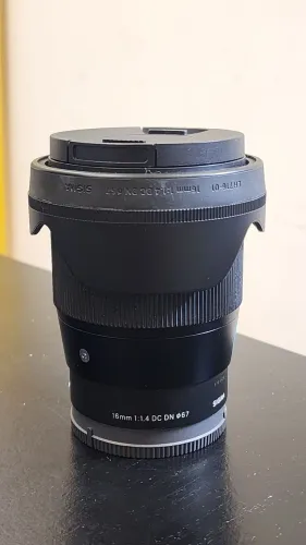 Sigma 16mm F1.4