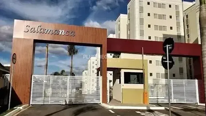 Apartamento à venda 2 dormitorios condominio com laser completo, Jardim São Carlos, Soroca