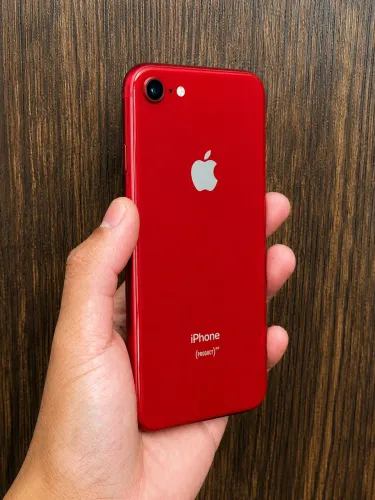 iPhone 8