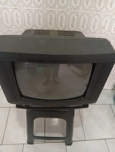 TV antiga 14 polegadas pra decoração ou conserto