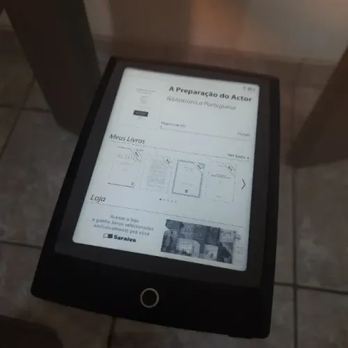 E-reader Saraiva Lev com Iluminação - Tela E-Ink