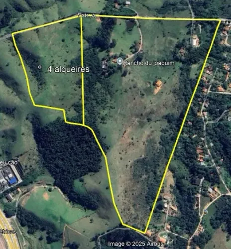Terreno em Sjc, com 96.800m2 R$ 1.400.000 Recanto dos Tamoios. 12k do centro da cidade.