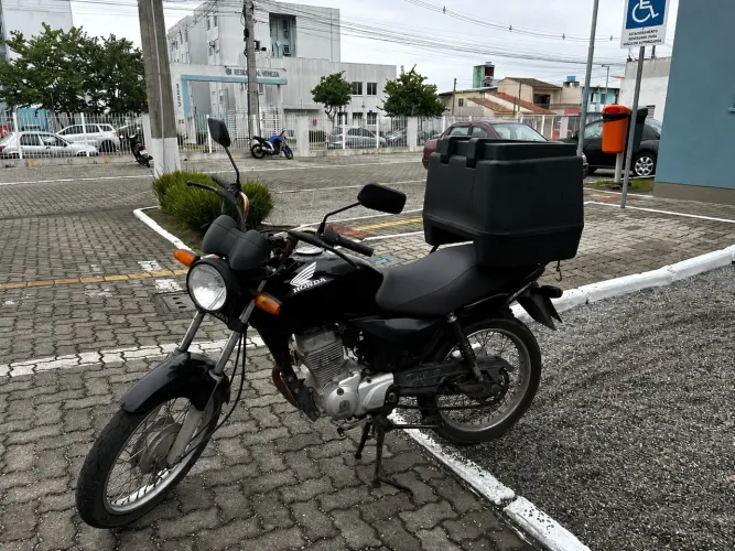 Titan 150 