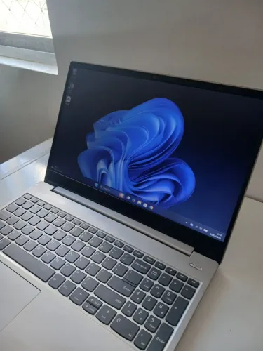 Notebook IdeaPad 330 Core i5 8a 8GB RAM 256 SSD